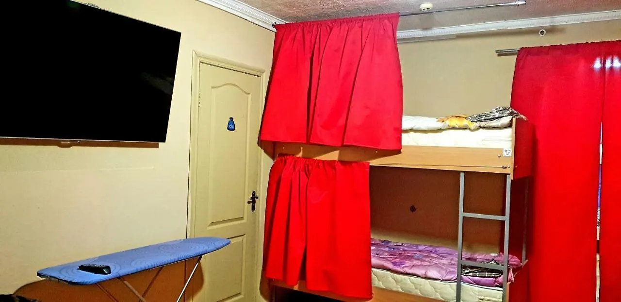 Hostel 777 كييف